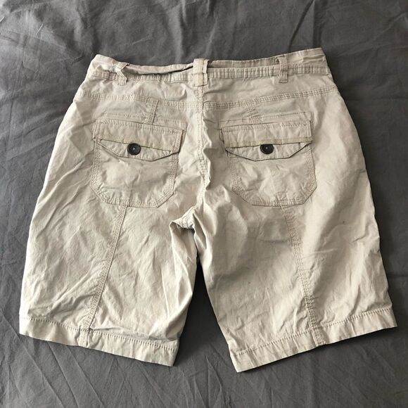 SUKO Jeans size 8 walking shorts - Picture 2 of 3